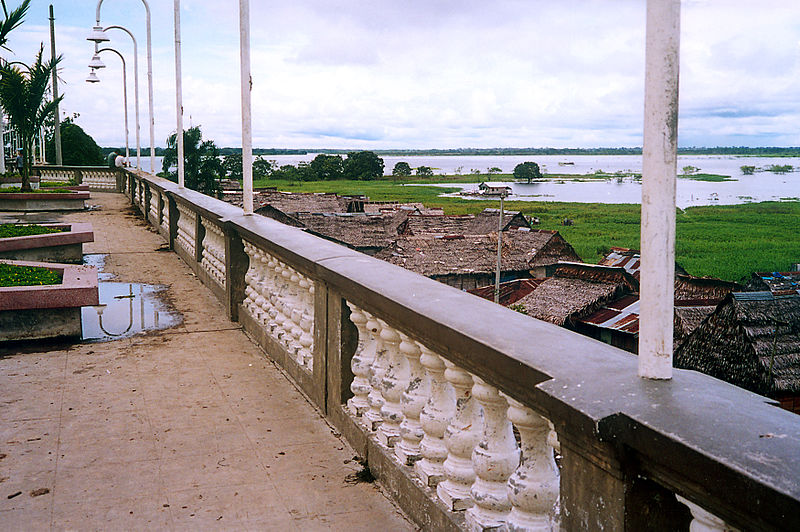 800px-iquitos malecon01
