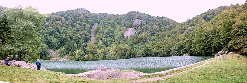 800px-le lac des perches rimbach pr%c3%a8s masevaux alsace france - panoramio