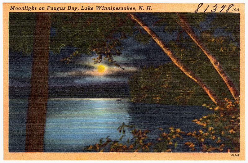 800px-moonlight on paugus bay%2c lake winnipesaukee%2c n.h %2881378%29