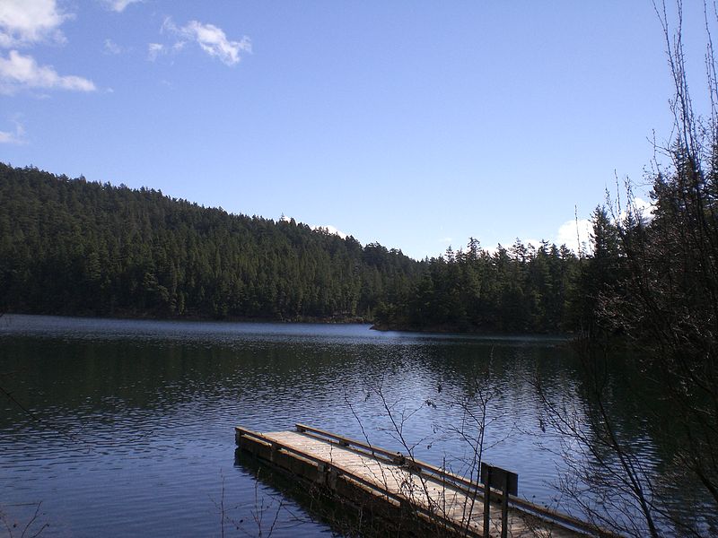 800px-mountain lake in moran state park