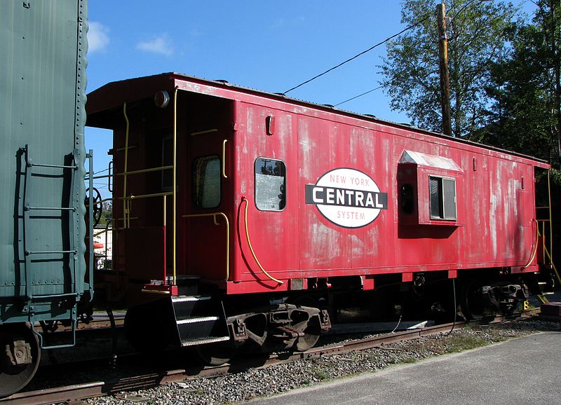 800px-new york central caboose%2c adk scenic rr