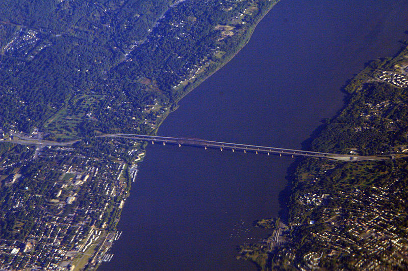 800px-newburgh-beacon bridge from above
