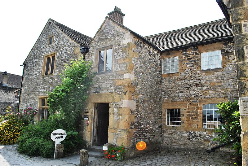 800px-old house museum%2c bakewell 201307 166