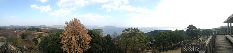 800px-panorama of omura bay from arestic square of saikaibashi park