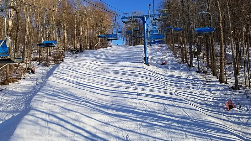 800px-partek ski lift at shawnee mountain%2c pa