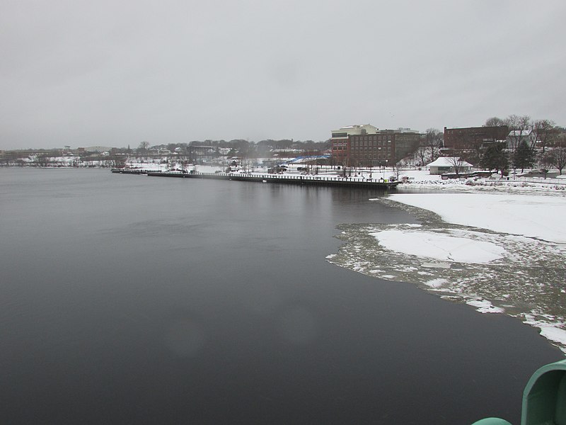800px-penobscot river and bangor waterfront in winter