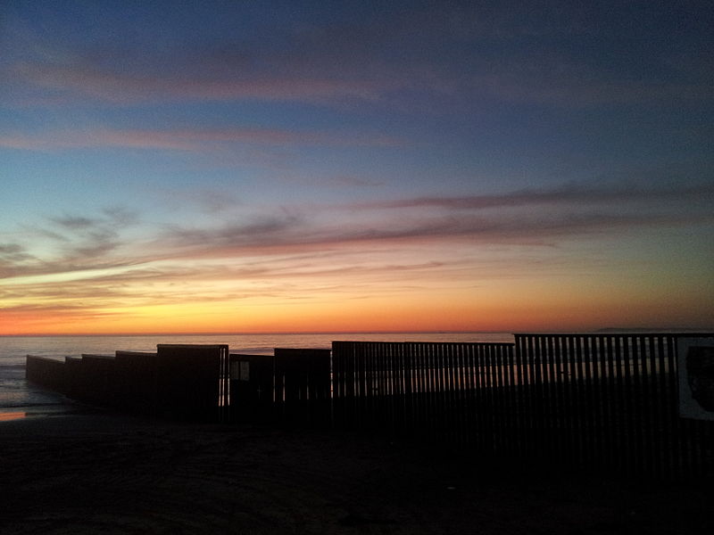 800px-playas de tijuana sunset