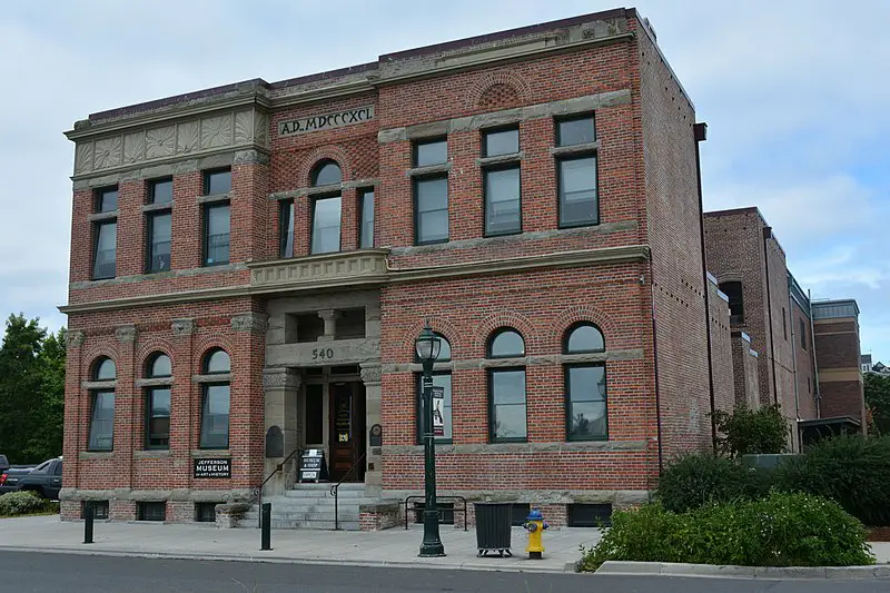 800px-port townsend%2c wa - port townsend historic district - downtown - historic city hall - jefferson museum of art and history