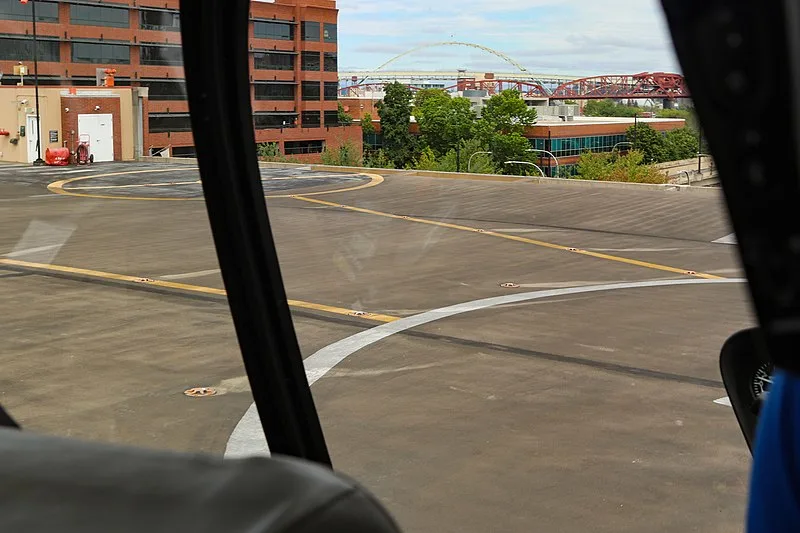 800px-portland oregon downtown heliport from aircraft
