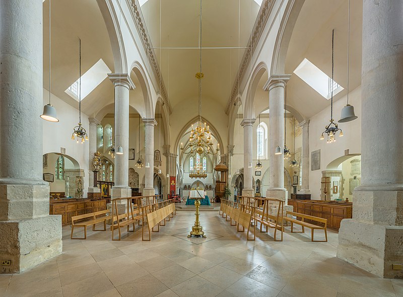 800px-portsmouth cathedral choir%2c portsmouth%2c hampshire%2c uk - diliff