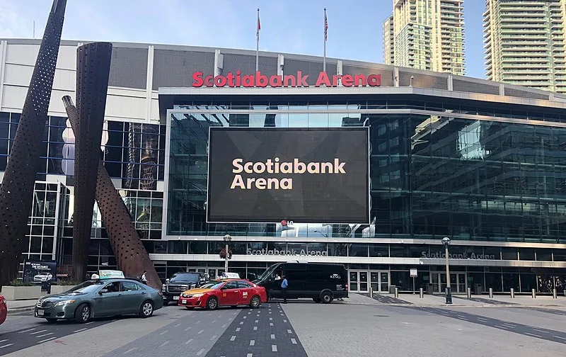 800px-scotiabank arena - 2018 %28cropped%29