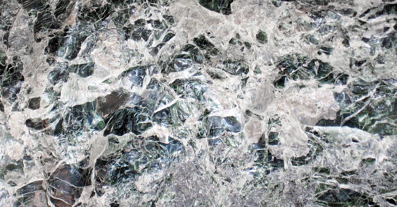 800px-talc schist with antigorite serpentine %26 dolomite %28deer lake peridotite%2c late neoarchean%3b ropes gold mine%2c upper peninsula of michigan%2c usa%29 %2849146477246%29
