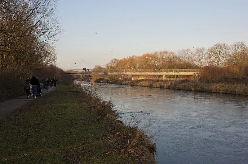 800px-the sankey valley park - geograph.org.uk - 2250279