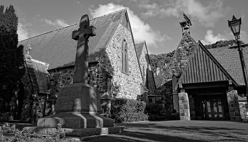 800px The Taranaki Cathedral of St Mary 281104612485329 800px-the taranaki cathedral of st mary %2811046124853%29