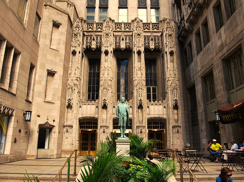 800px-tribune tower%2c chicago%2c illinois %289179469621%29