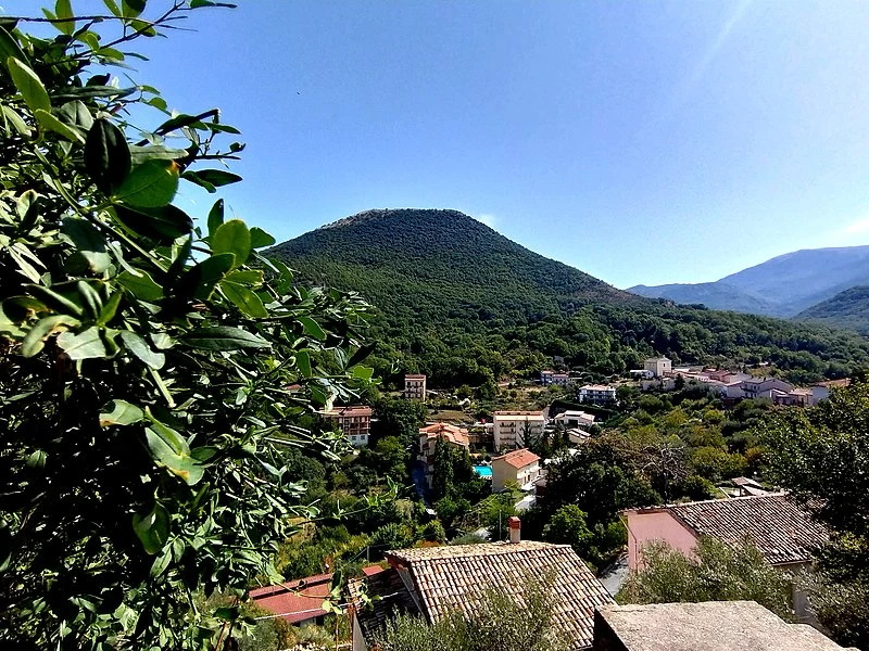 800px-viggianello %28 basilicata%29.07