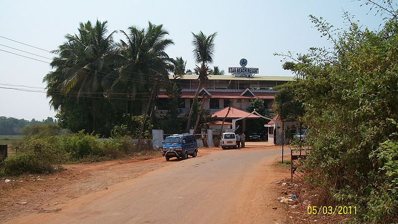 800px-way to star beach resort at colva %2c goa - panoramio