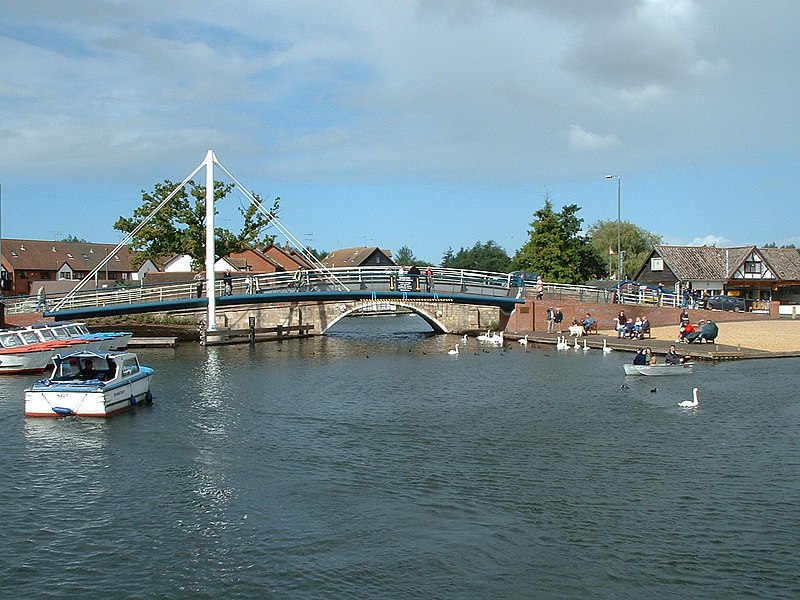 800px-wroxham bridge - geograph.org.uk - 2380428