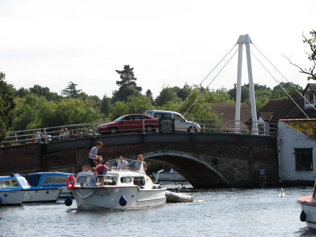 Wroxham bridge - geograph.org.uk - 939845