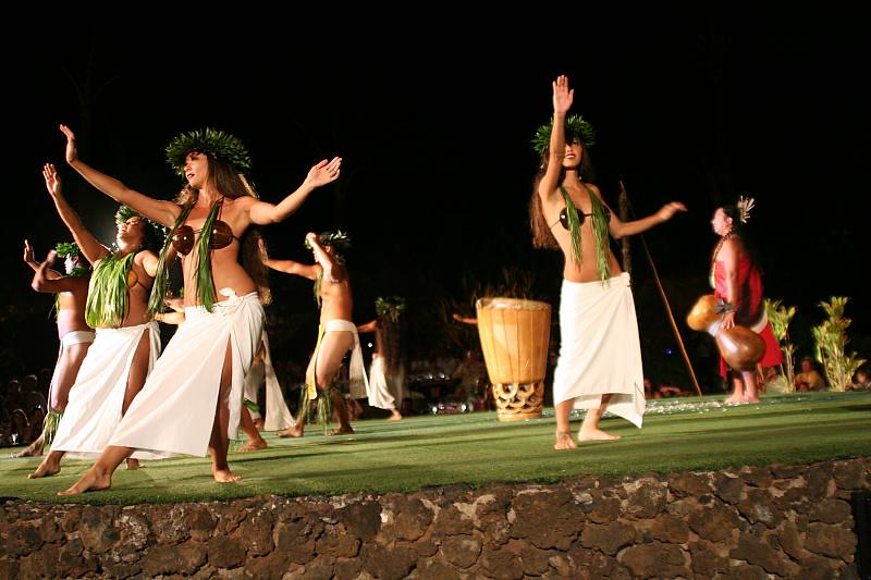 The 2023 Guide To The Most Authentic Hawaiian Luau Experience In Maui