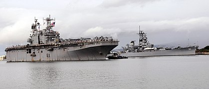 USS Battleship Missouri, Honolulu. https://touristwire.com/wp-content/uploads/2023/05/419px-US_Navy_081025-N-9758L-071_USS_Peleliu_28LHA_529_passes_the_Battleship_Missouri_Memorial.jpg