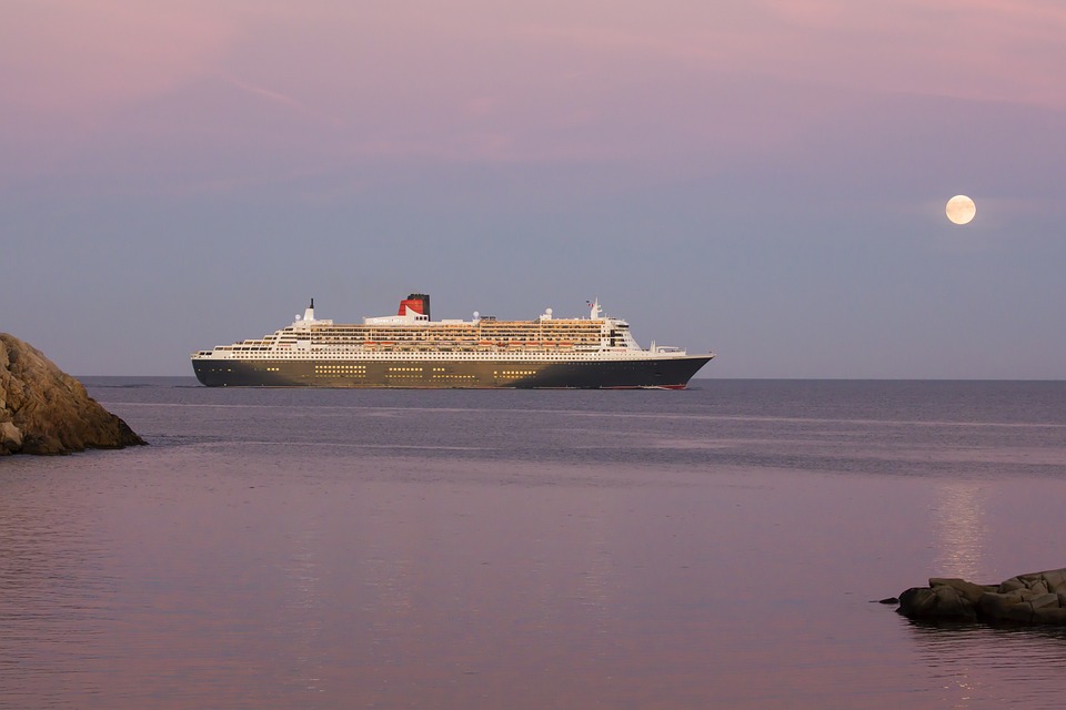 Free photos of Ocean liner