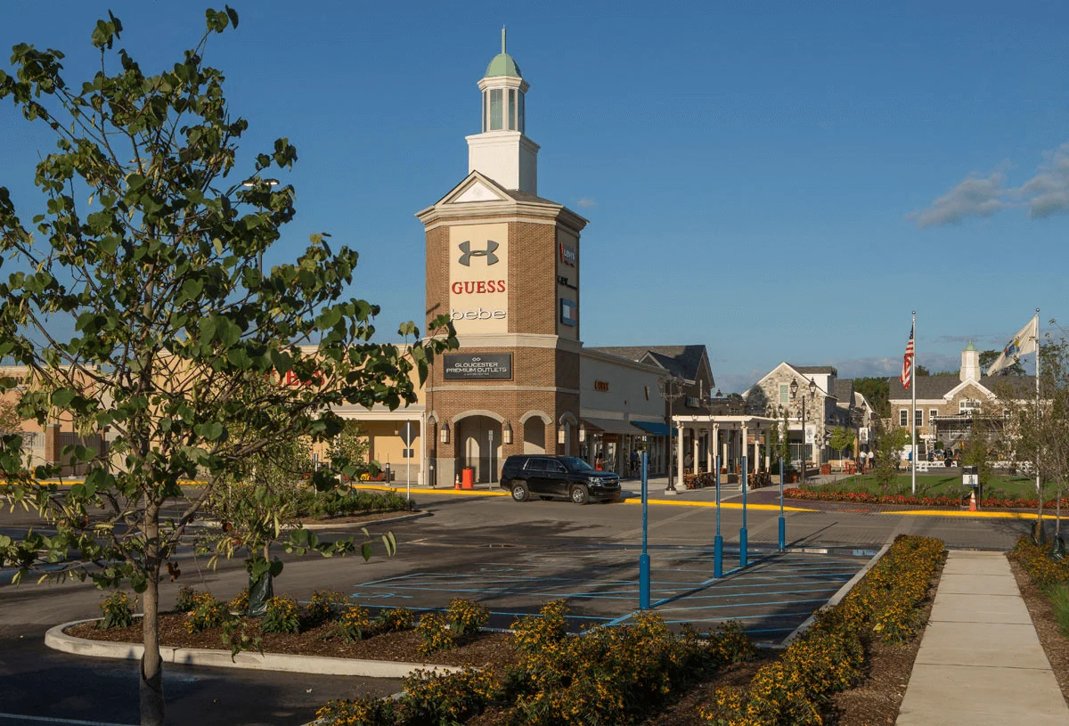 Glouchester Premium Outlets | https://www.premiumoutlets.com/outlet/gloucester