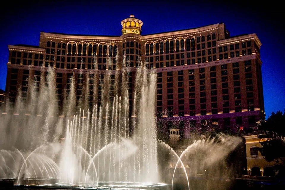 Pixabay (https://touristwire.com/wp-content/uploads/2024/03/bellagio-282812_960_720.jpg)