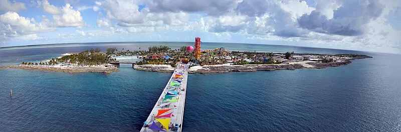 800px Perfect Day Coco Cay PANO