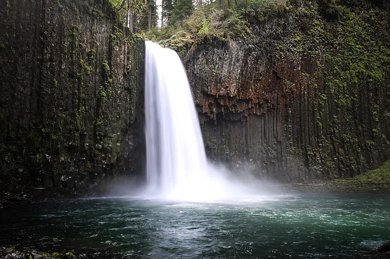 File:Abiqua falls - waterfall - oregon (33306086023).jpg