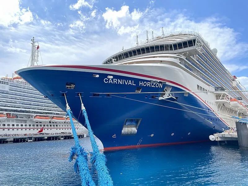 800px Carnival Horizon27s bow File:Carnival Horizon's bow.jpg
