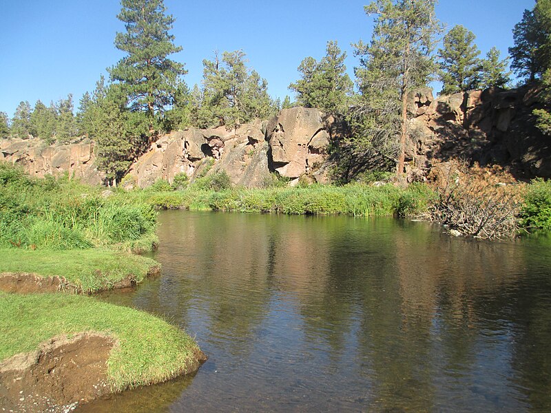 800px Tumalo State Park2C Deschutes River File:Tumalo State Park, Deschutes River.jpg